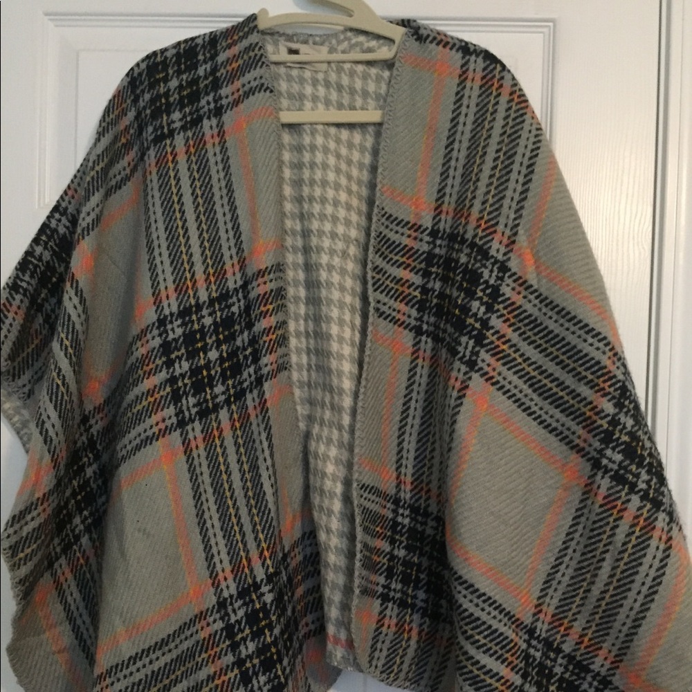 ModCloth open front poncho/cape
